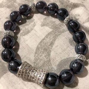 Elegant navy blue silver elastic beaded bracelet